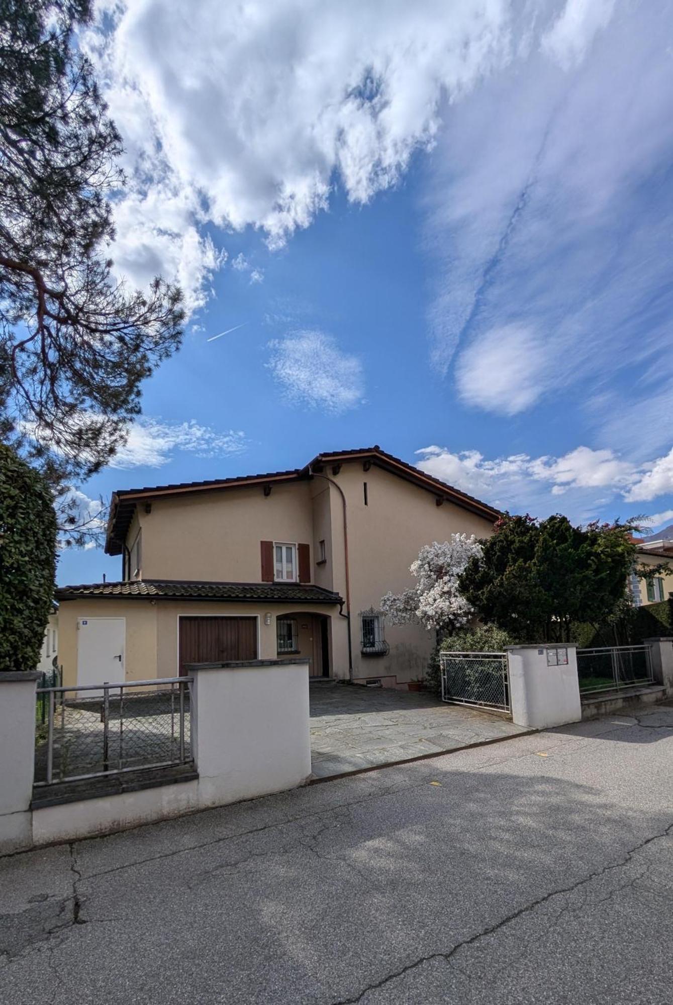 Locarno, Casa Pioda - Nahe Zentrum, Mit Balkon Und Parkplatz Kültér fotó