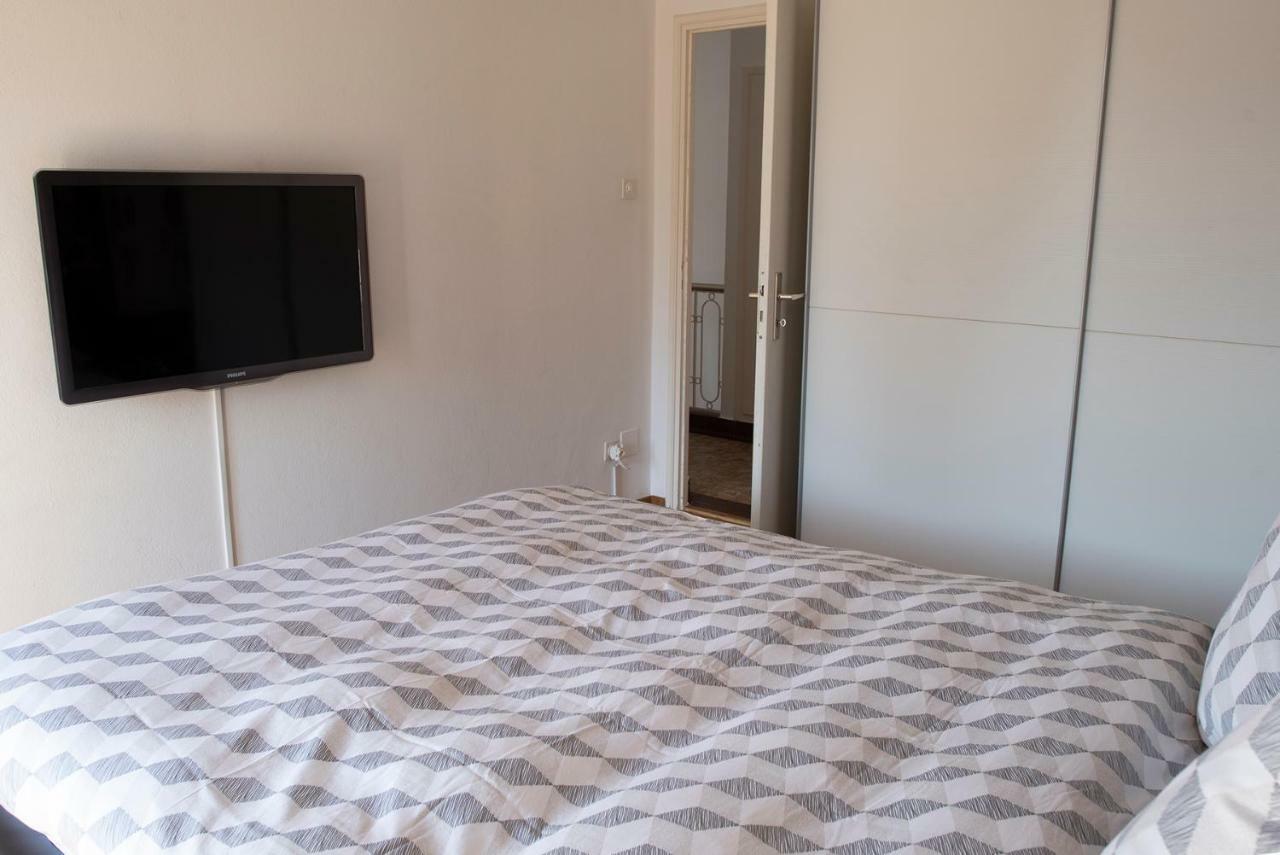 Locarno, Casa Pioda - Nahe Zentrum, Mit Balkon Und Parkplatz Kültér fotó