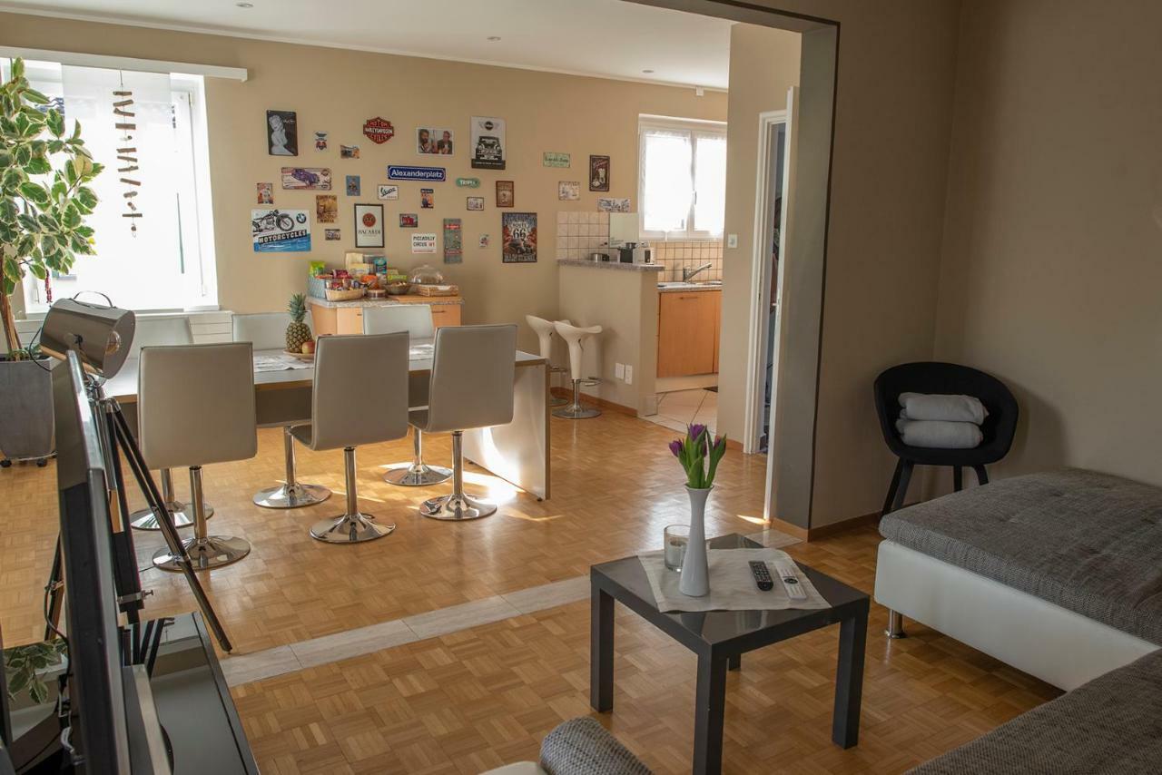 Locarno, Casa Pioda - Nahe Zentrum, Mit Balkon Und Parkplatz Kültér fotó